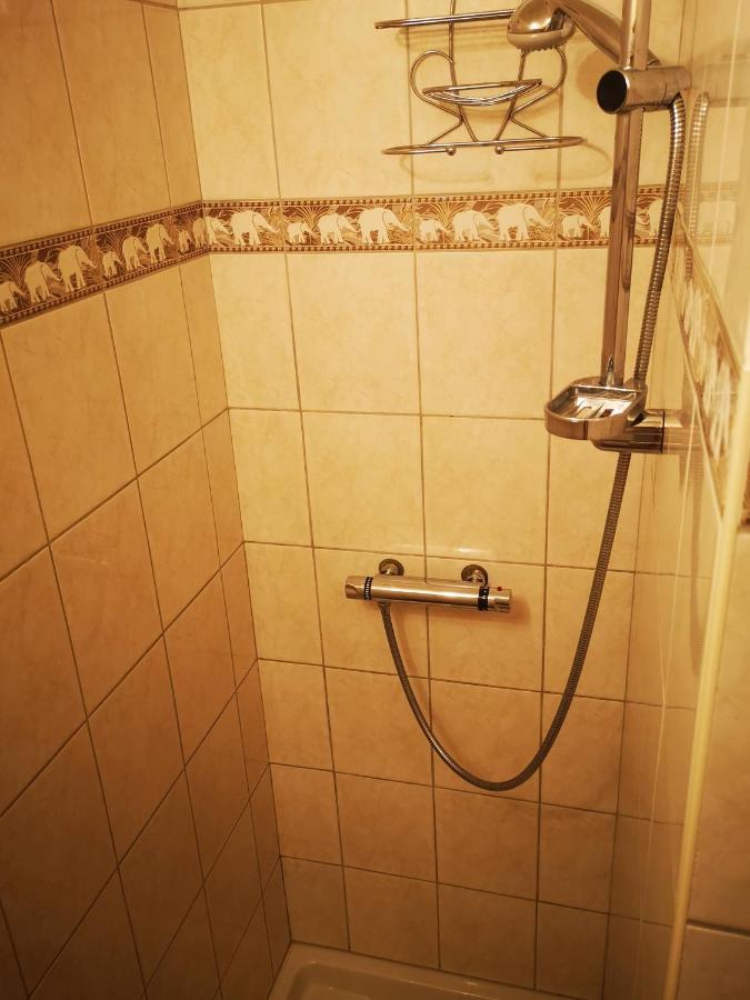 Myhome - Studio 5 Pax Plein Soleil - Propre, Bon Marche, Emplacement Top ! تينْيِ المظهر الخارجي الصورة